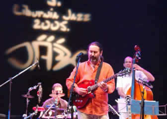 2005