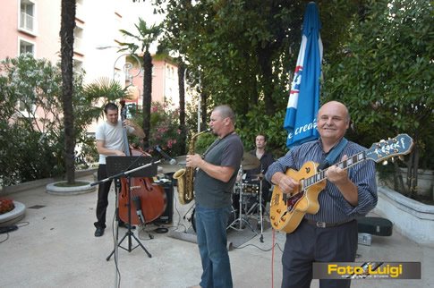 2006