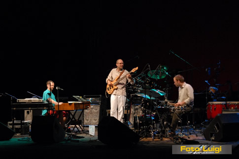 2006