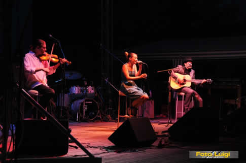 2008