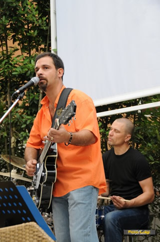 2008