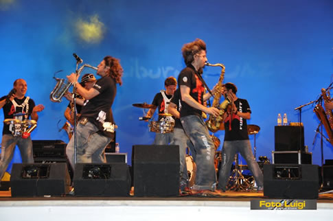 2010