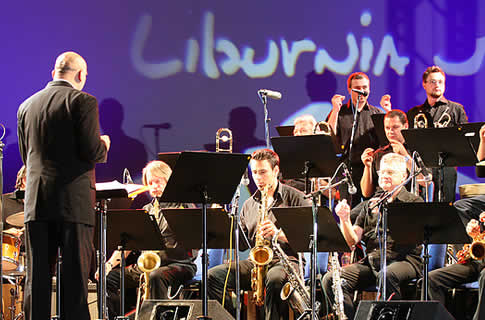 2011